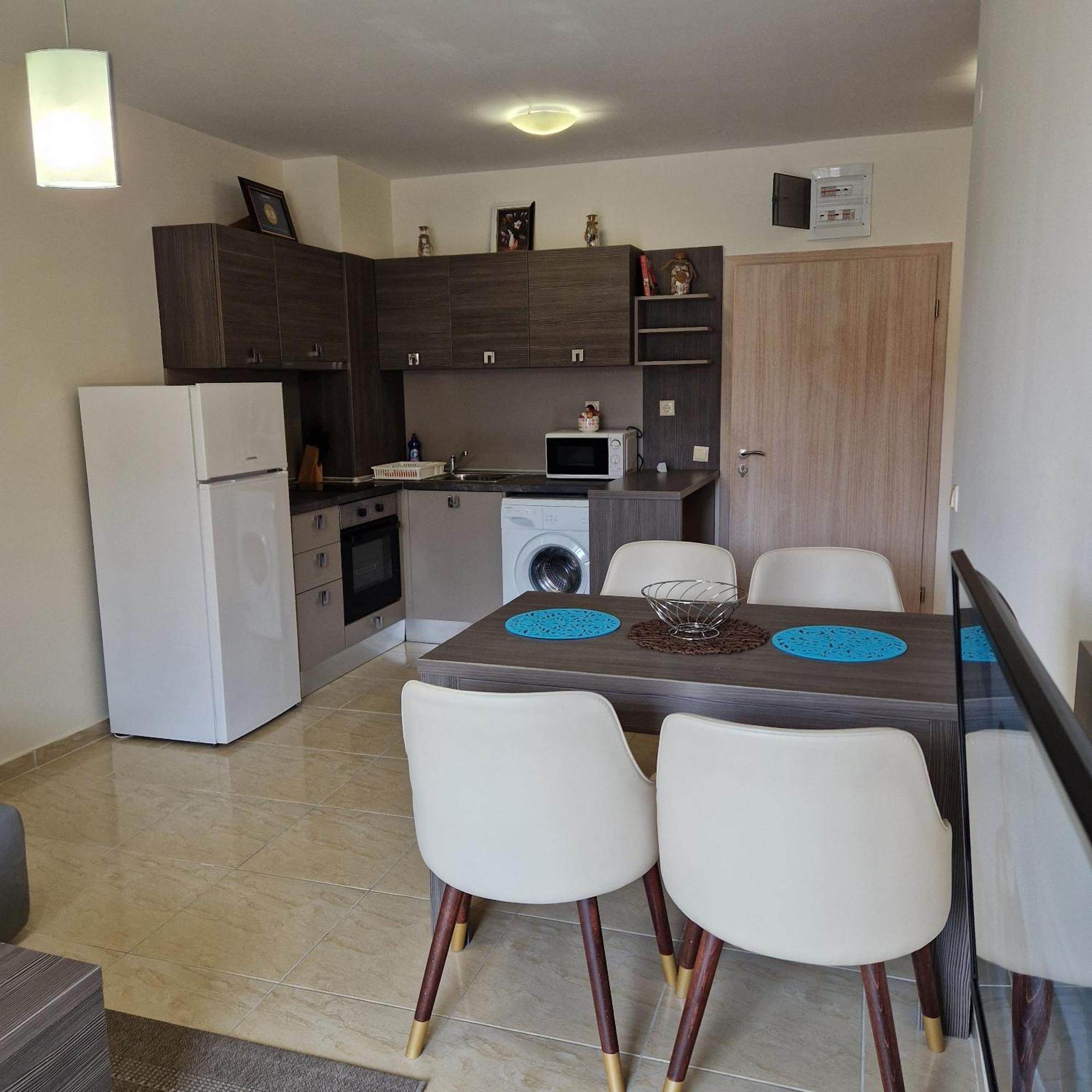 Private Apartment In Star Dreams Complex Sveti Vlas Exteriör bild